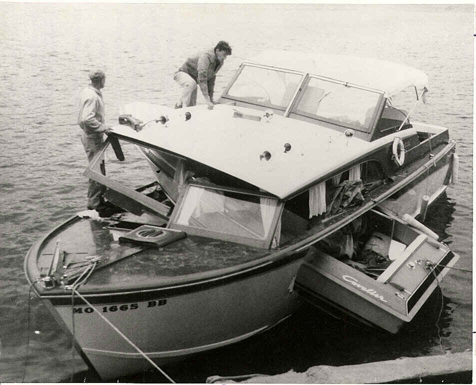 boat crash.jpg