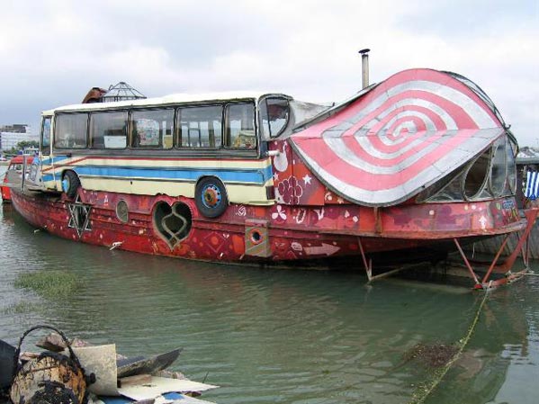 cool-boat.jpg