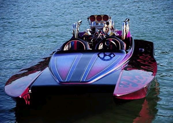 coolboat1.jpg
