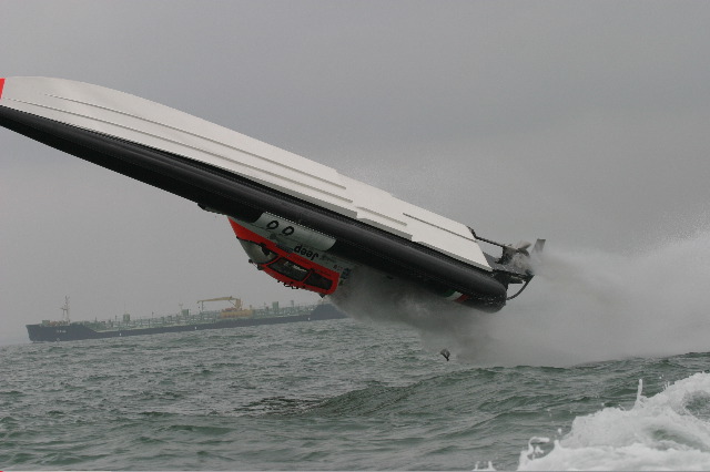 cowes2.jpg