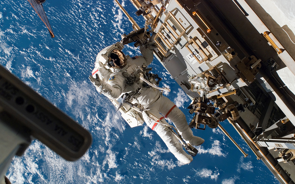NASApix07.jpg